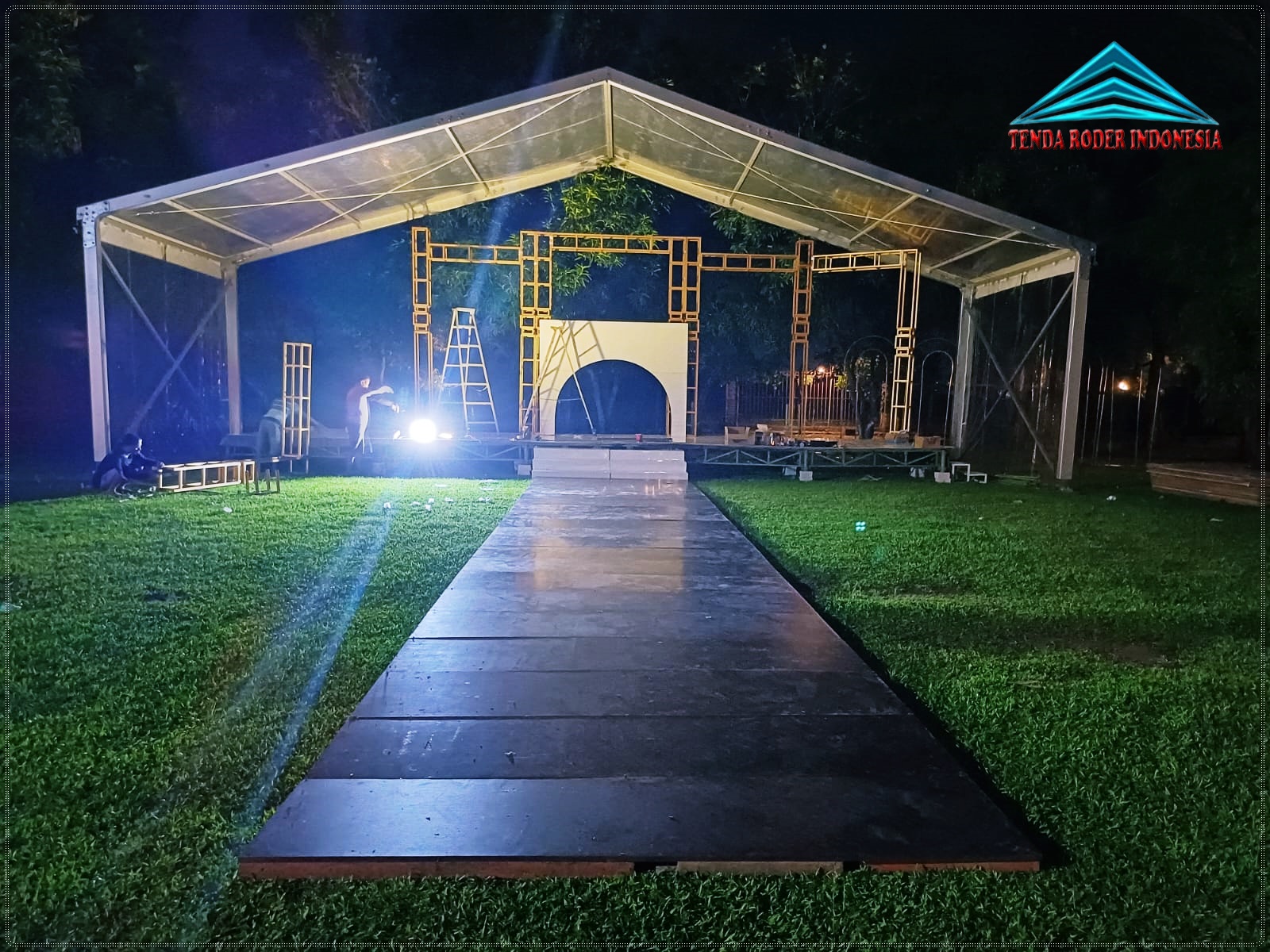 Lantai Roder Sewa Tenda Roder Dan Flooring Karpet Rumput Sintesis Jakarta