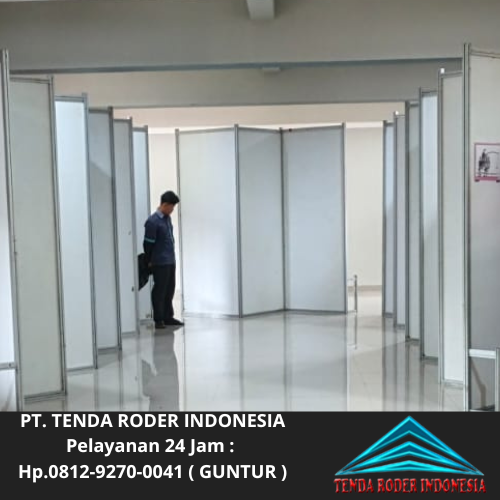 Sewa Tenda Roder Dan Partisi Zig Zag Putih Jakarta