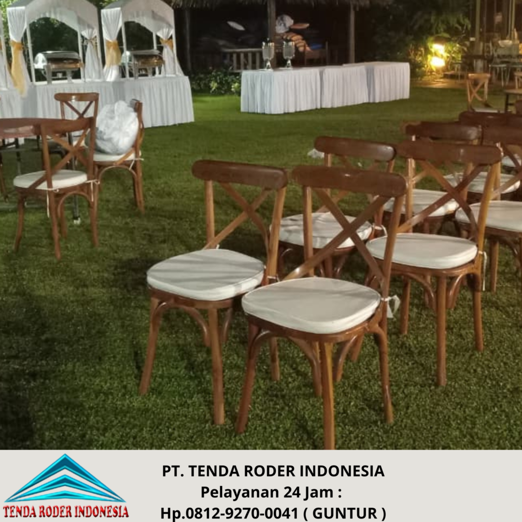 Disewakan Kursi Tiffany Kayu Elegan Dan Tenda Roder area BSD
