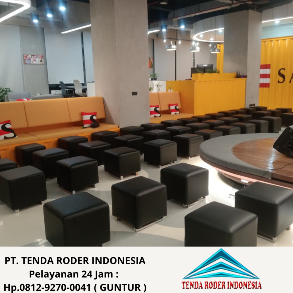 Sewa Puff Kotak Warna Hitam Dan Tenda Roder Cilegon