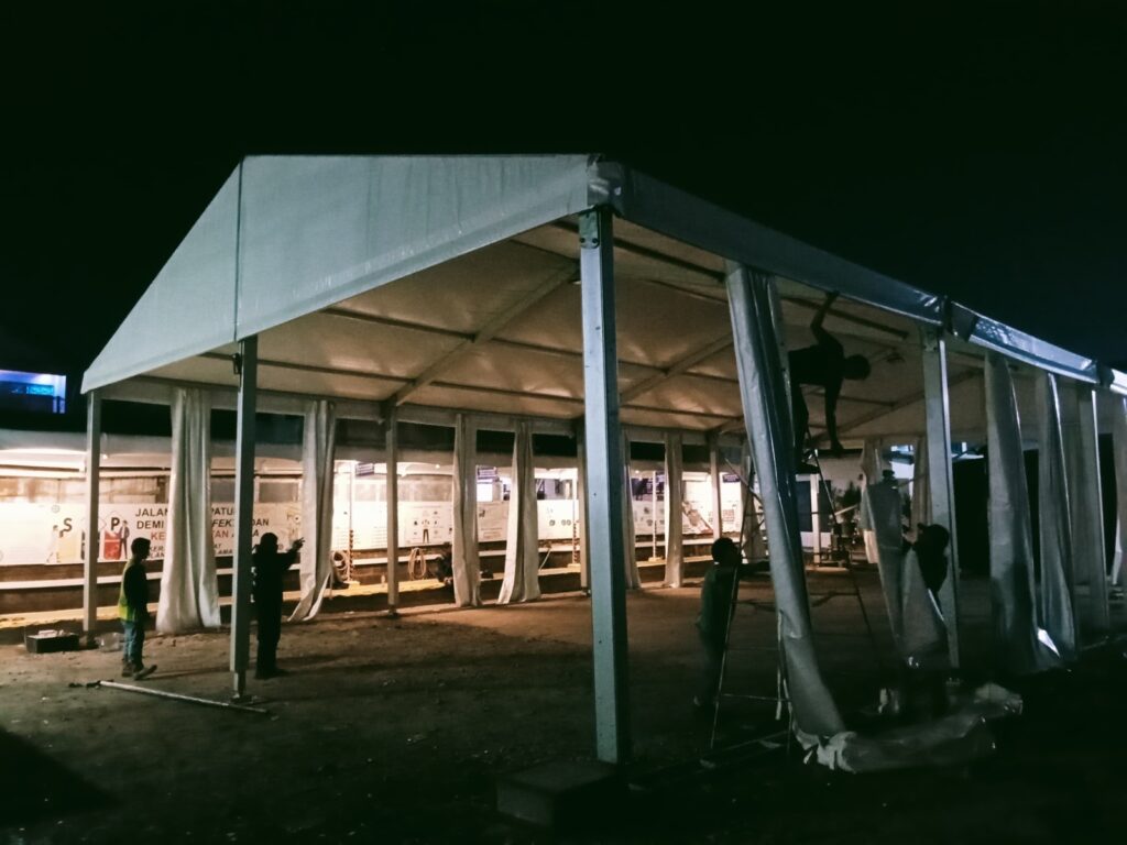 Di sewakan Model Kursi Cantik,Tenda Roder Desain Quality Jakarta