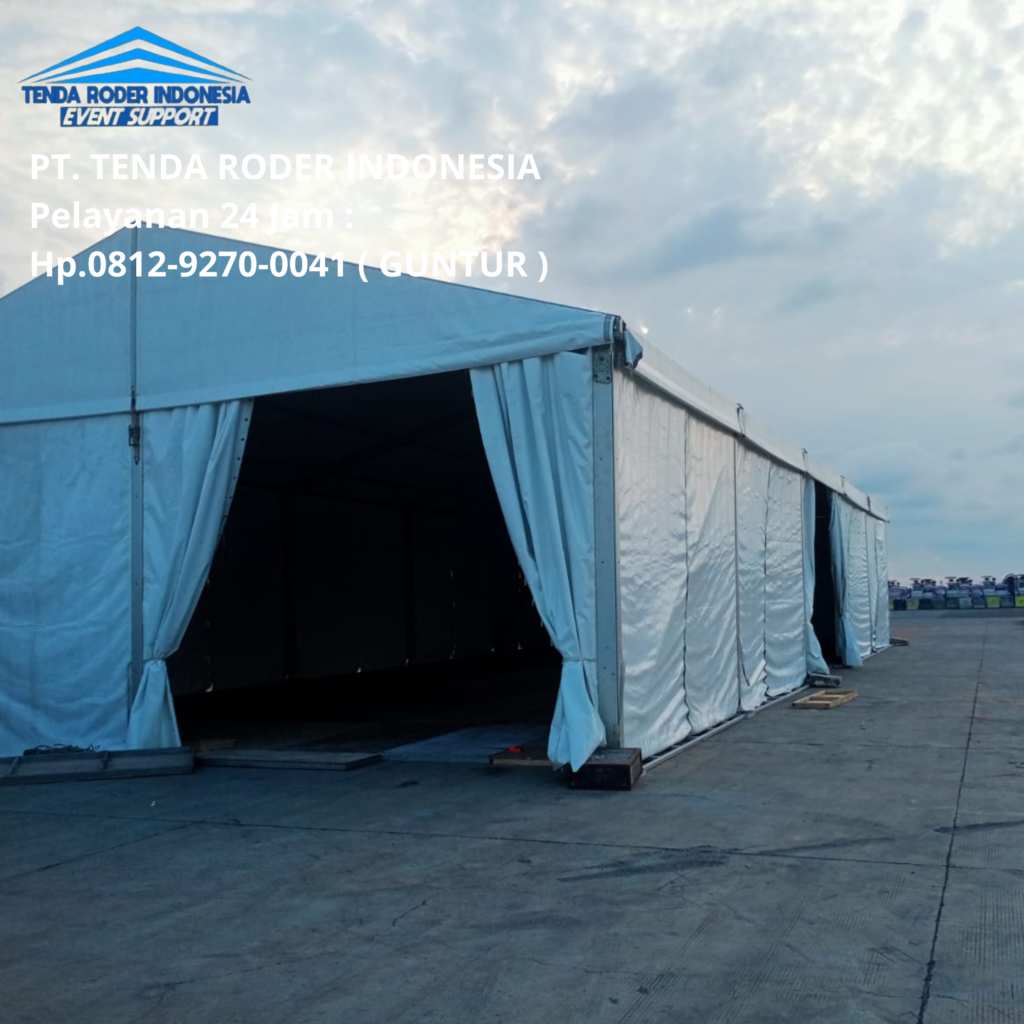 Disewakan Sofa Nuansa Putih, Podium, Tenda Roder Bandung